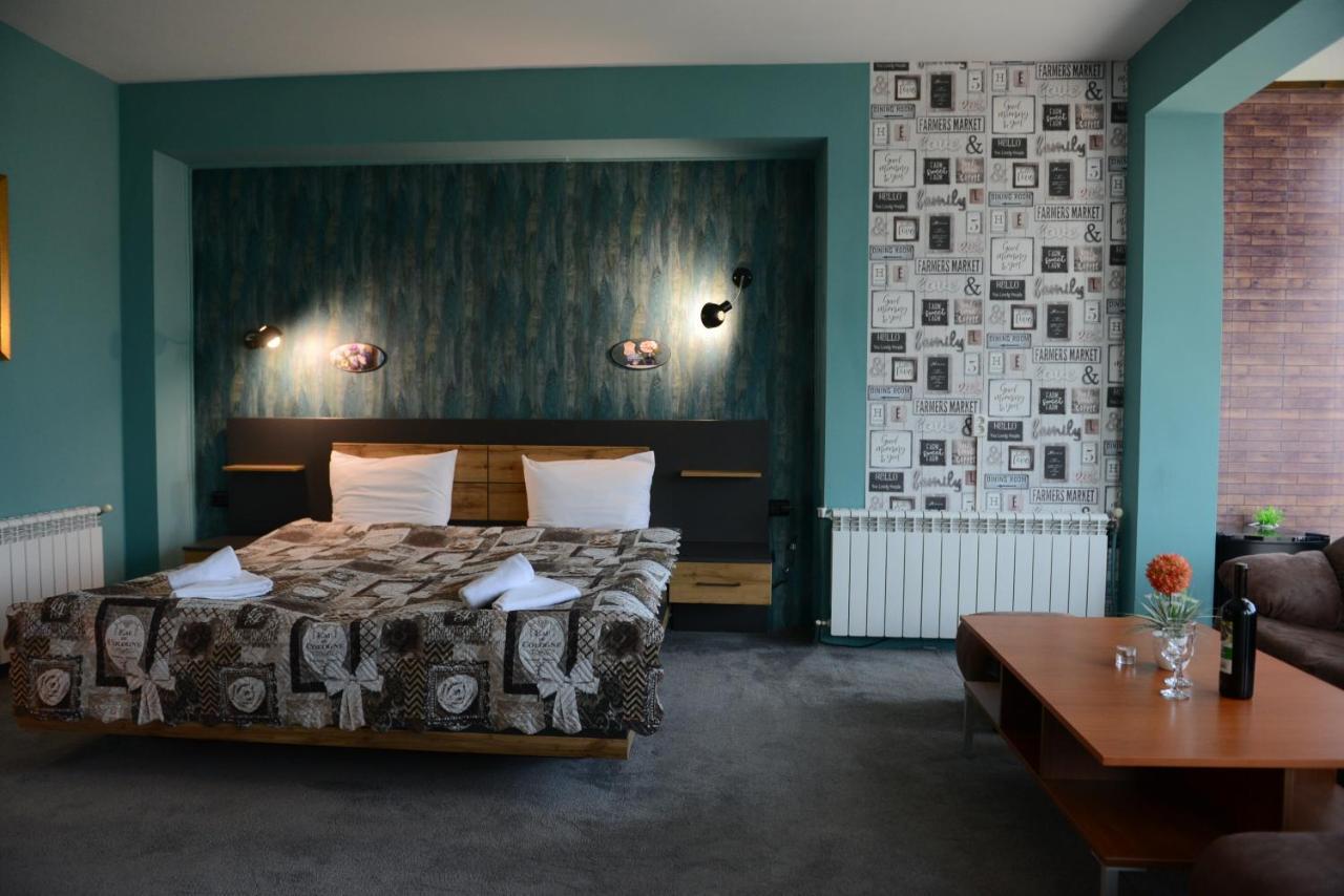Family Hotel Gotse Deltjev Eksteriør billede