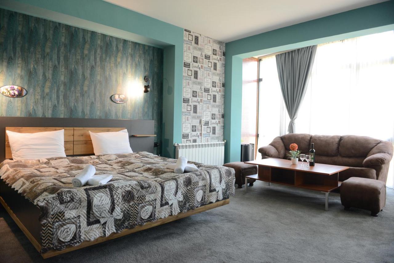 Family Hotel Gotse Deltjev Eksteriør billede