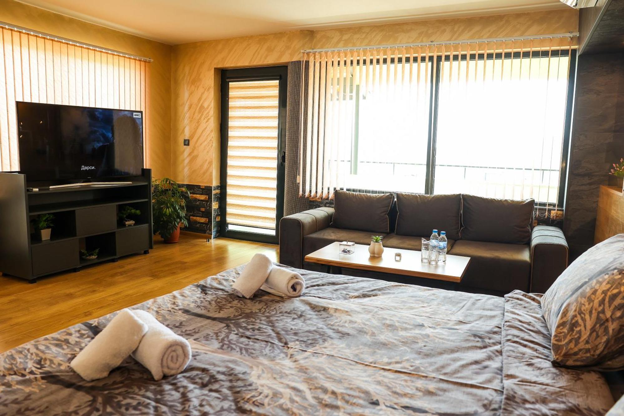 Family Hotel Gotse Deltjev Eksteriør billede